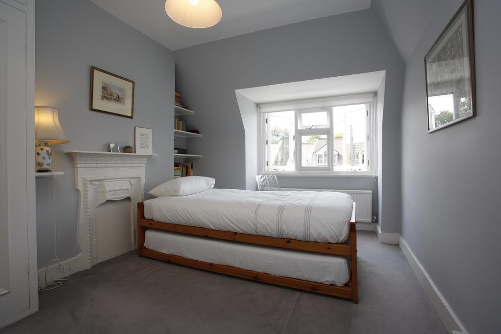 Casa de férias Veeve - House Dyne Road - Kilburn *