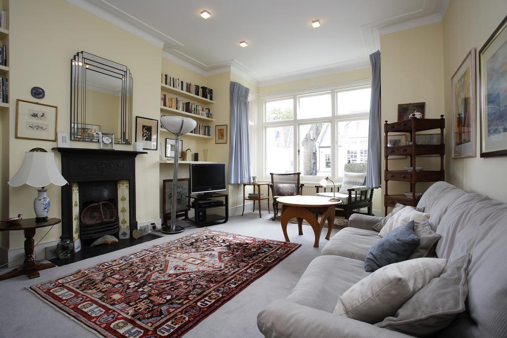 Veeve - House Dyne Road - Kilburn Casa de férias Londres