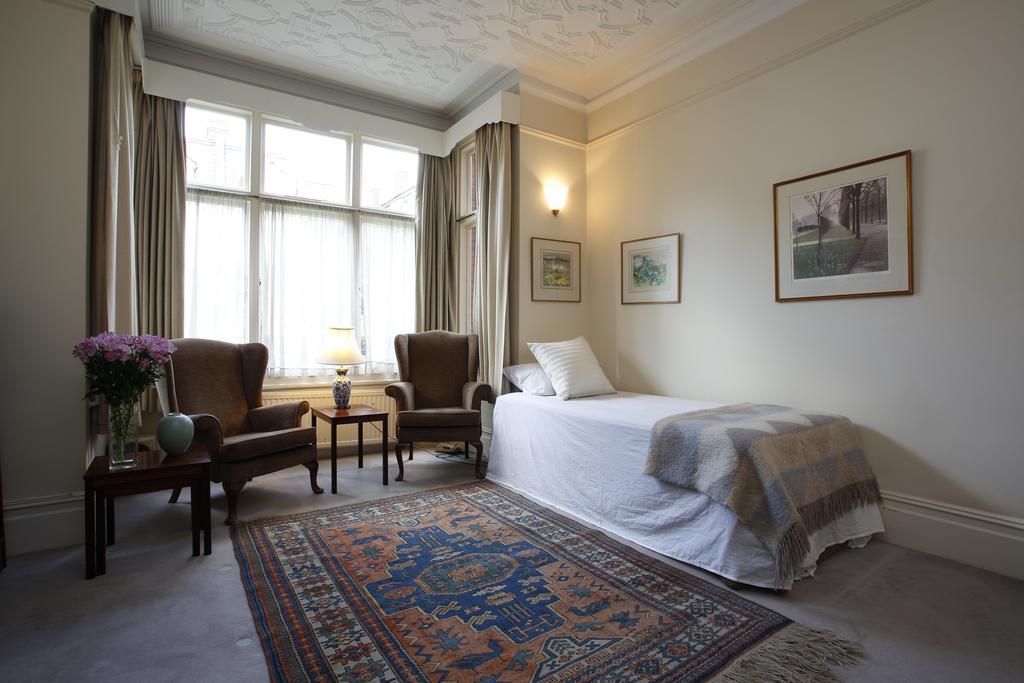 Casa de férias Veeve - House Dyne Road - Kilburn